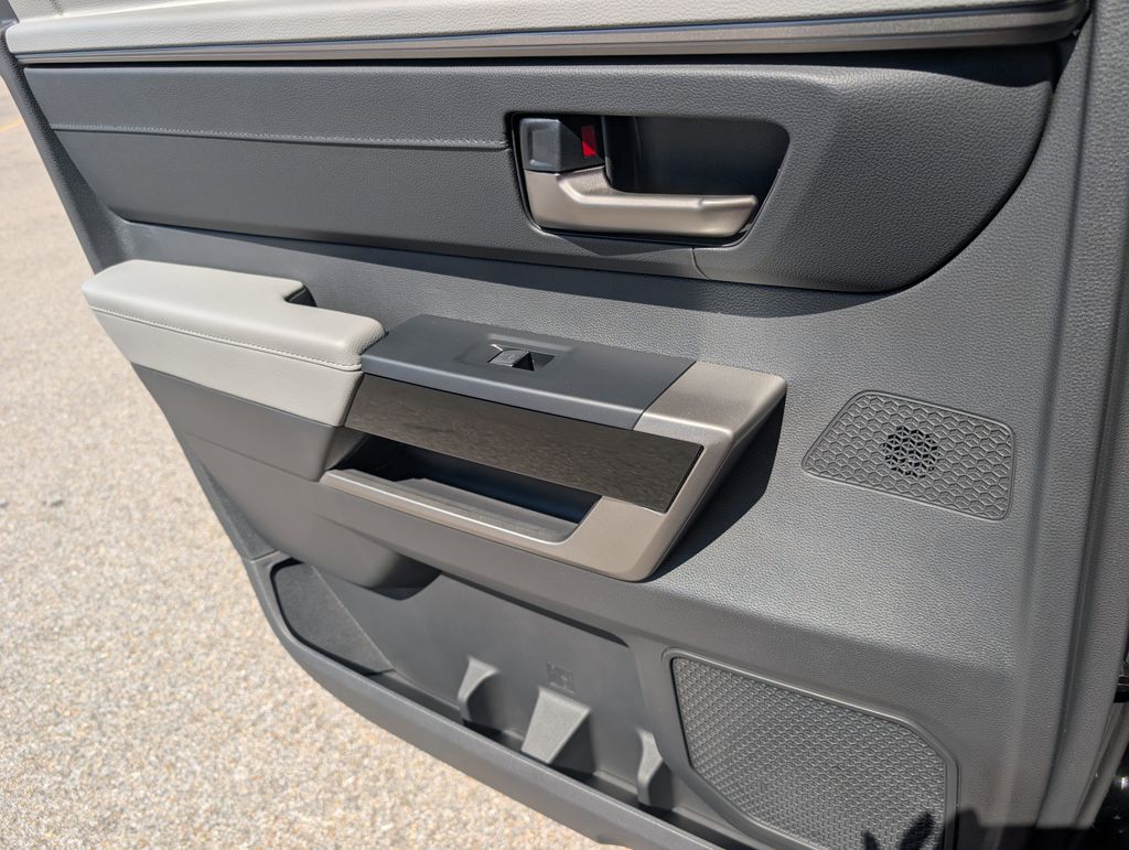 2026 Toyota Tundra Limited - Photo 29