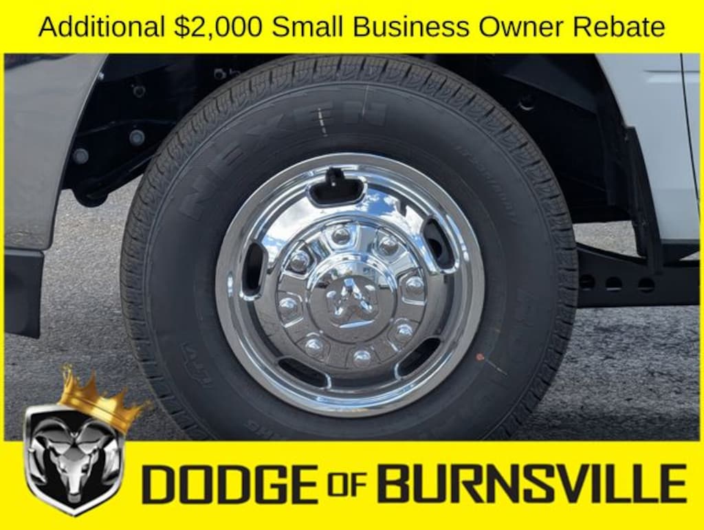 New 2026 Ram 3500 TRADESMAN CREW CAB CHASSIS 4X4 60' CA Pickup
