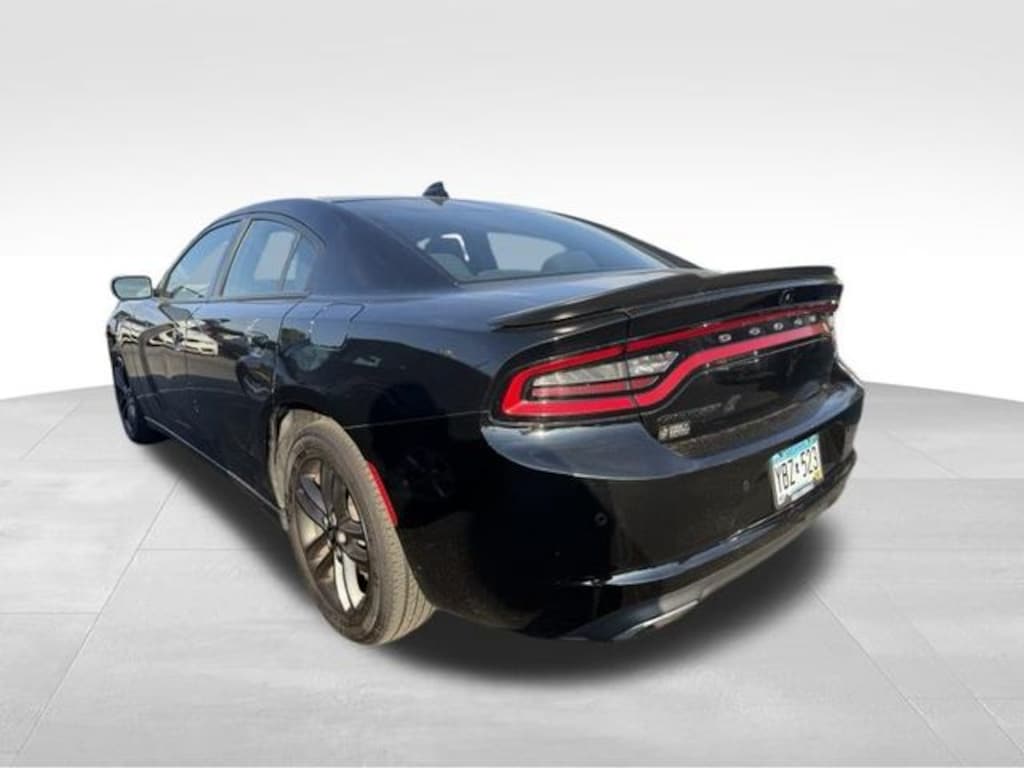 Used 2019 Dodge Charger SXT Sedan