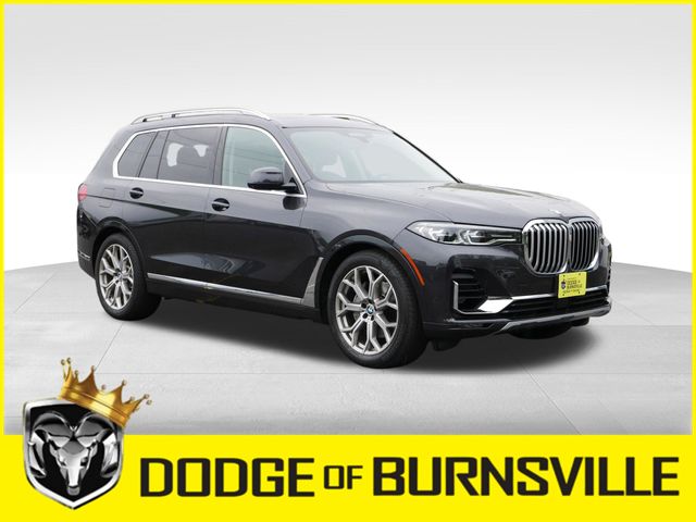 2022 BMW X7 xDrive40i's photo