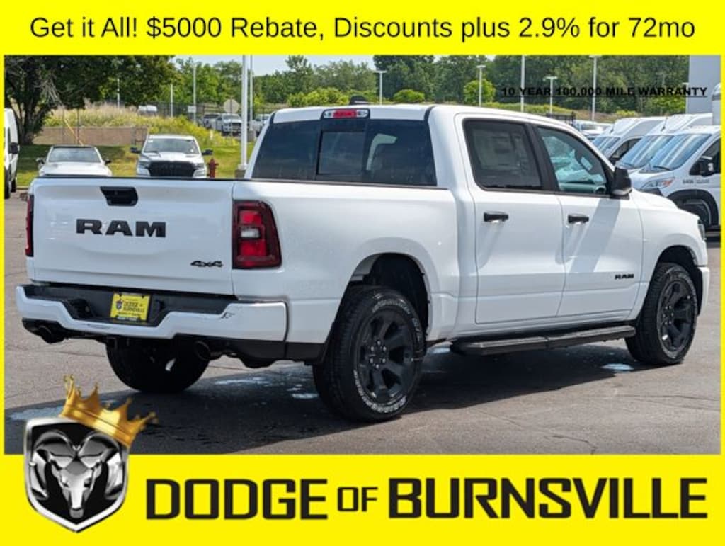 New 2026 Ram 1500 EXPRESS CREW CAB 4X4 5'7 BOX Pickup