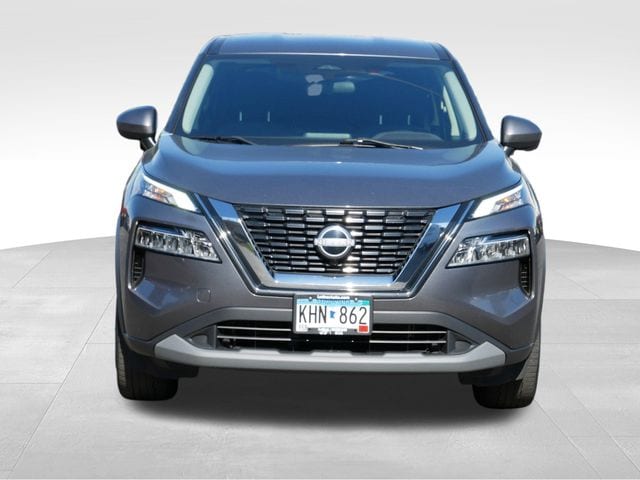 Used 2023 Nissan Rogue SV with VIN 5N1BT3BB8PC767275 for sale in Burnsville, Minnesota