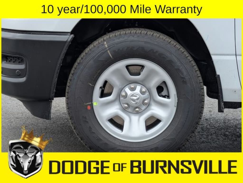 New 2026 Ram 1500 TRADESMAN CREW CAB 4X4 5'7 BOX Pickup