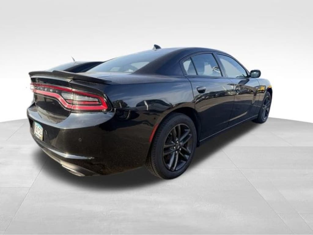 Used 2019 Dodge Charger SXT Sedan