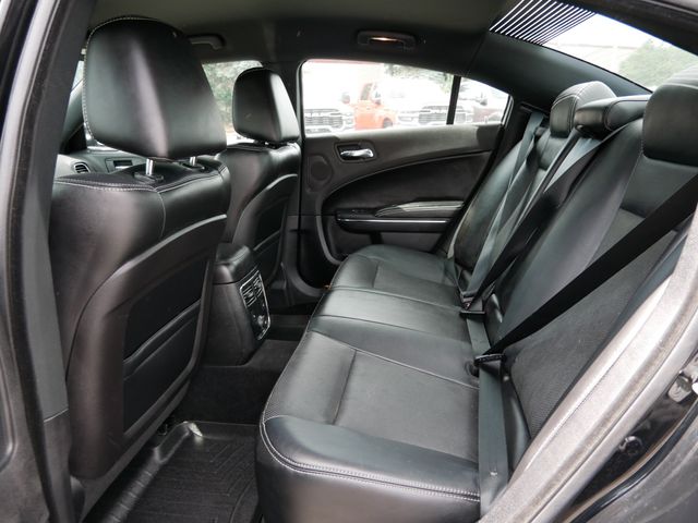 Photo 18