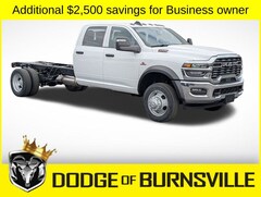 2026 Ram 5500 Chassis Cab TRADESMAN  CREW  4X4 84' CA Pickup