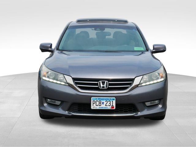 Used 2013 Honda Accord EX-L V6 with VIN 1HGCR3F86DA018733 for sale in Burnsville, Minnesota