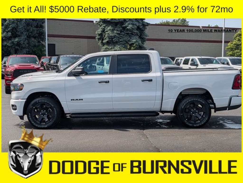 New 2026 Ram 1500 EXPRESS CREW CAB 4X4 5'7 BOX Pickup