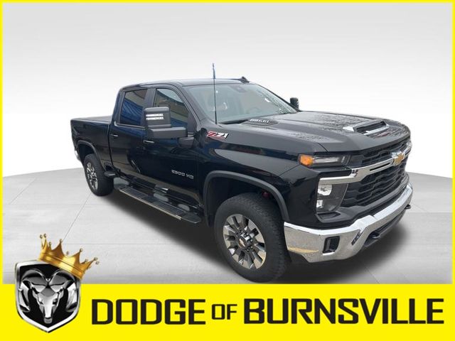 Used 2024 Chevrolet Silverado 2500HD LT with VIN 2GC4YNE7XR1174673 for sale in Burnsville, Minnesota