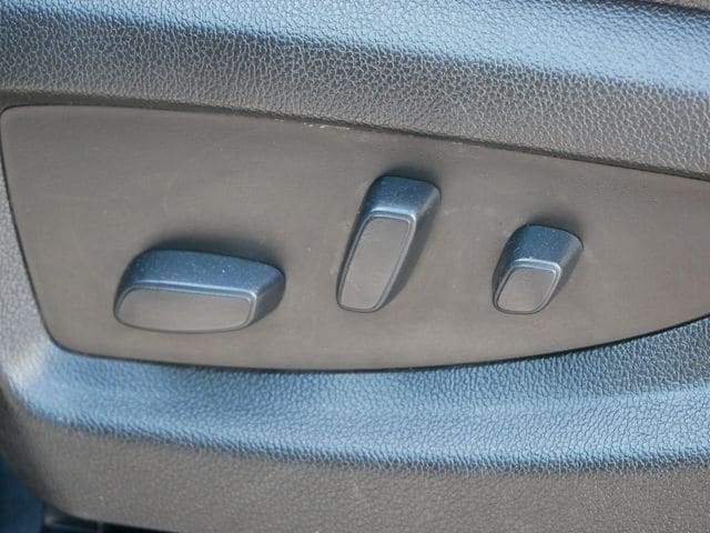 2021 Chevrolet Silverado MD - Photo 18