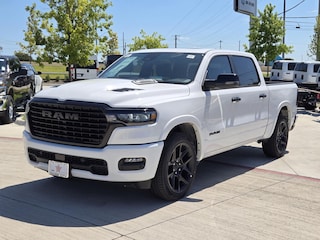 2026 Ram 1500 LARAMIE CREW CAB 4X4 5'7 BOX Pickup