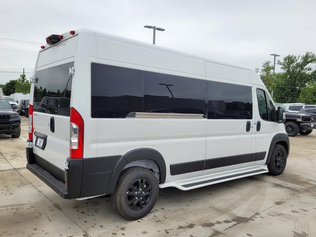 New 2024 Ram ProMaster PROMASTER 2500 SLT+ WINDOW VAN HIGH ROOF 159' WB Cargo Van
