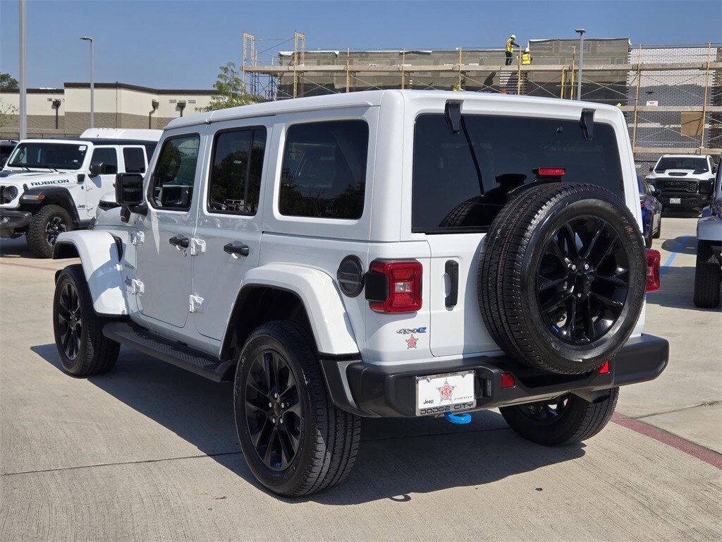 2022 Jeep Wrangler Unlimited Sahara 4xe photo 4