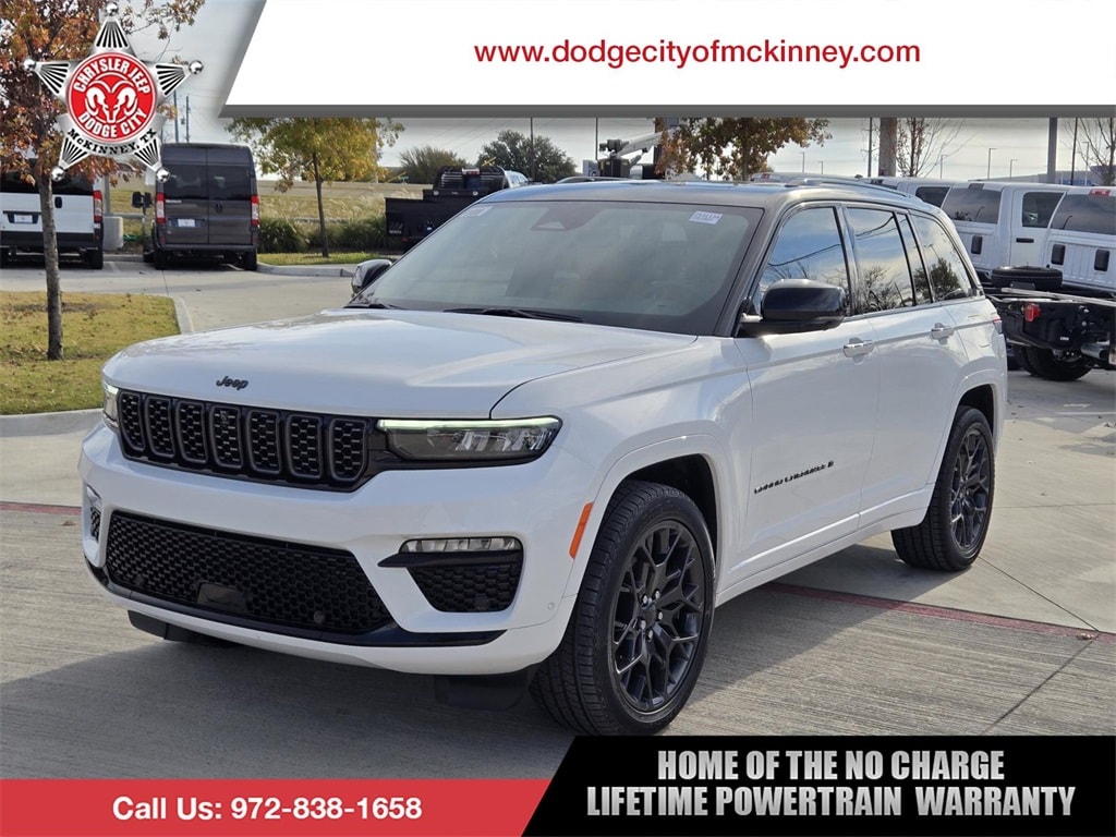 2025 Jeep Grand Cherokee Summit's photo