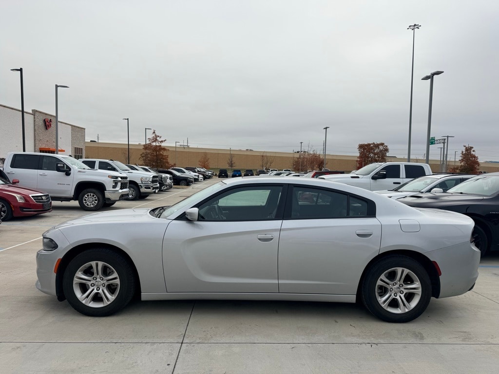 2022 Dodge Charger SXT's photo