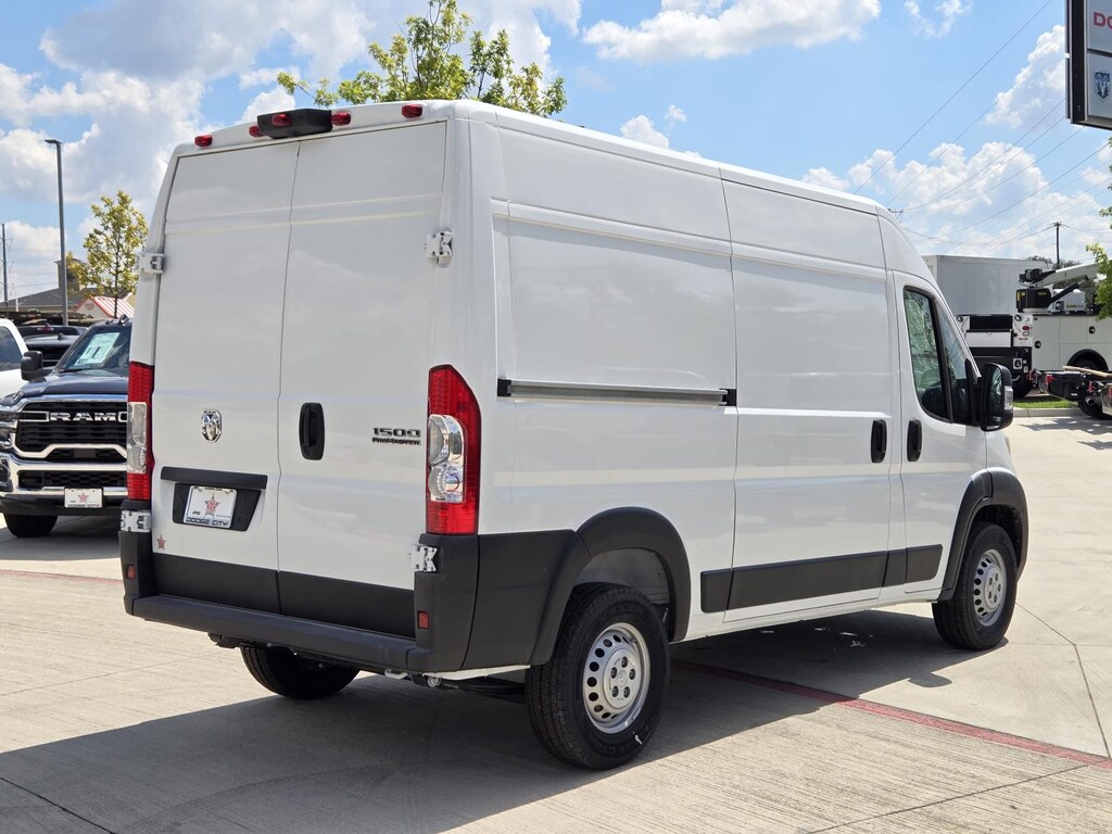 New 2025 Ram ProMaster PROMASTER 1500 TRADESMAN CARGO VAN HIGH ROOF 136' Cargo Van
