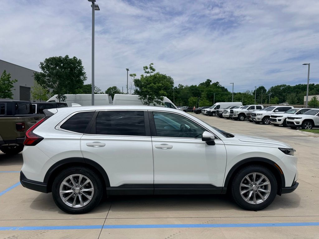 2023 Honda CR-V EX-L 2WD's photo