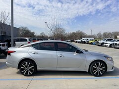 2022 Nissan Altima 2.5 SR Sedan