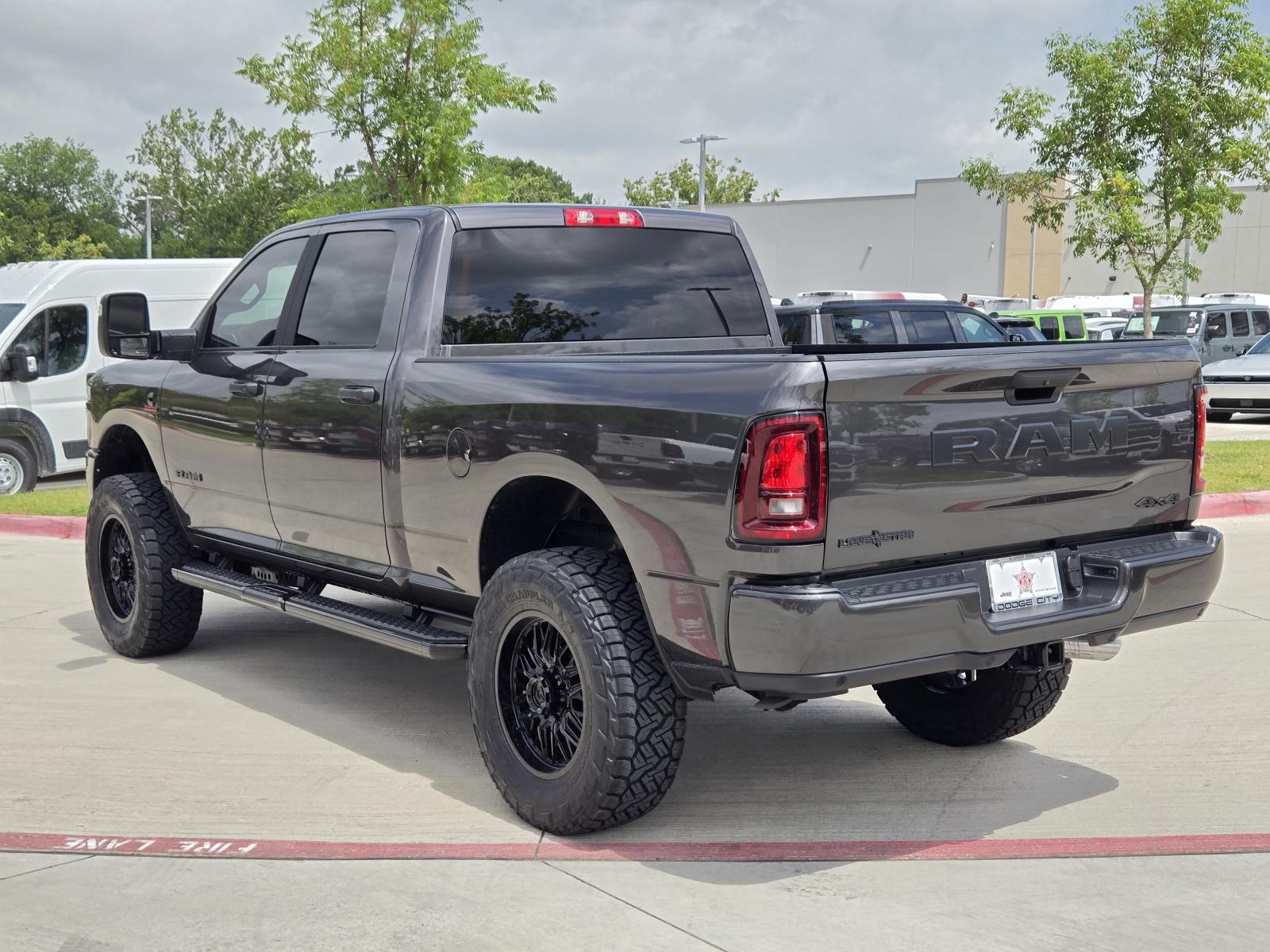 2025 Ram 2500 Big Horn photo 3