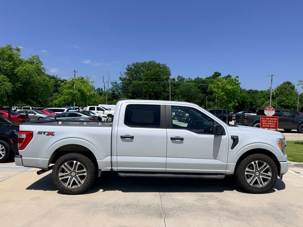 2021 Ford F-150 XL SuperCrew 5-1/2 Box's photo