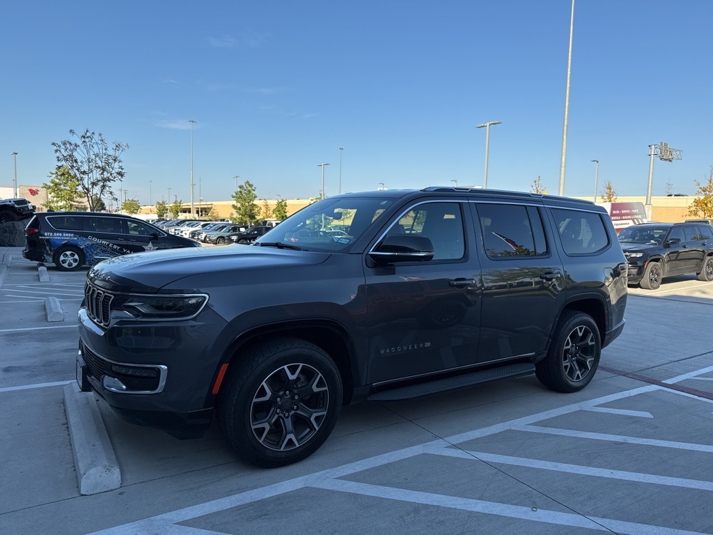 2023 Jeep Wagoneer SUV  2023 Jeep Wagoneer SUV