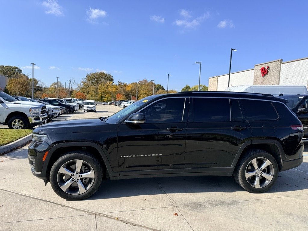 2021 Jeep Grand Cherokee L Limited's photo
