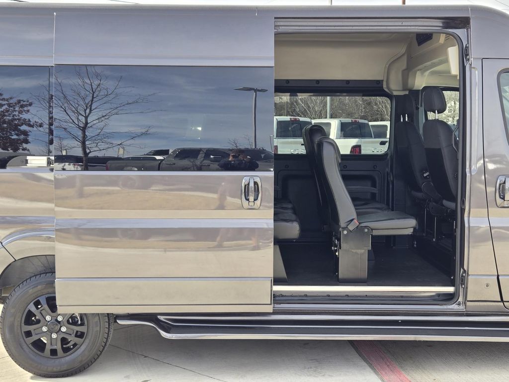 2024 RAM ProMaster Window Van Base - Photo 15