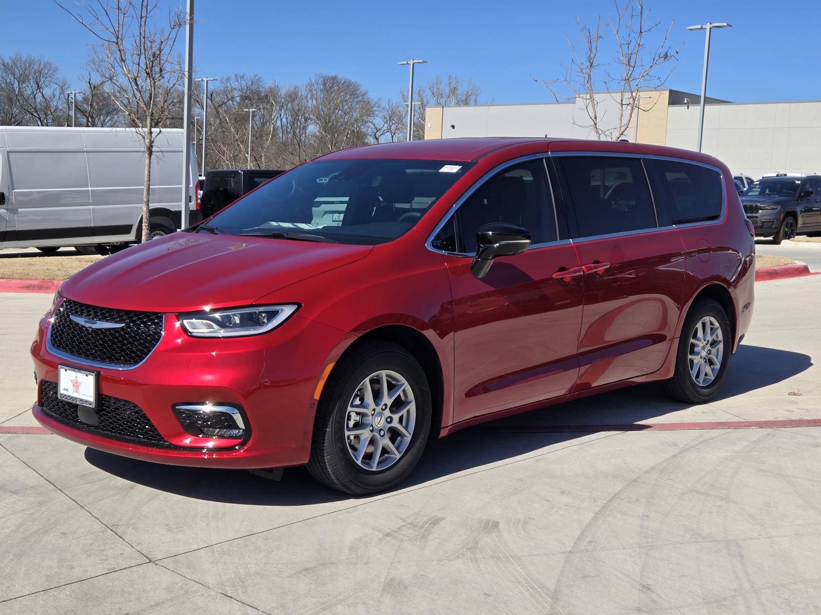 2025 Chrysler Pacifica Passenger Van 