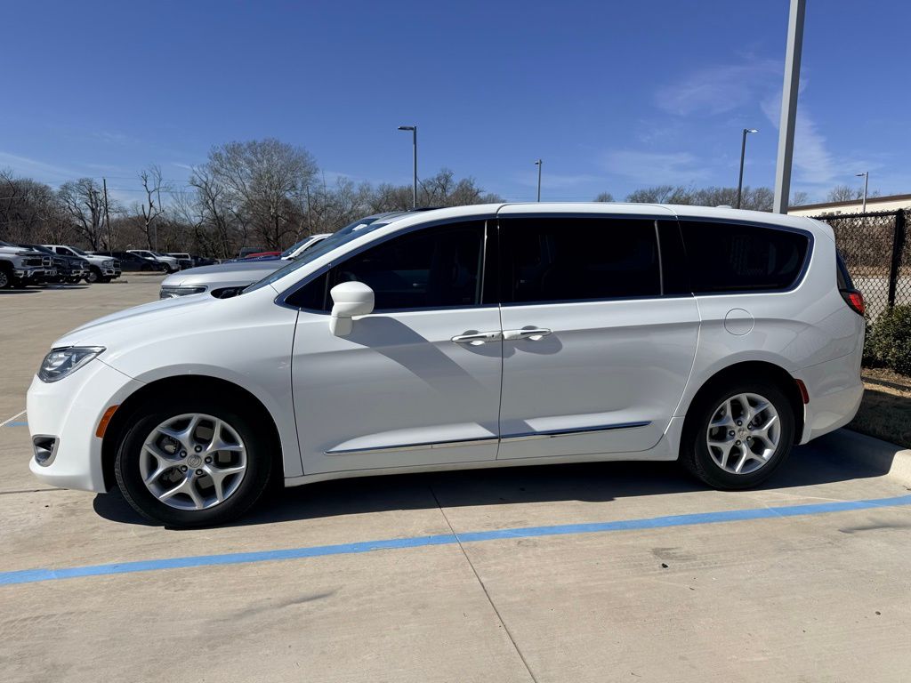 2018 Chrysler Pacifica Touring Plus