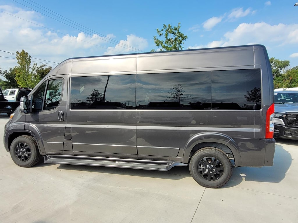 New 2024 Ram ProMaster PROMASTER 2500 SLT+ WINDOW VAN HIGH ROOF 159' WB Cargo Van