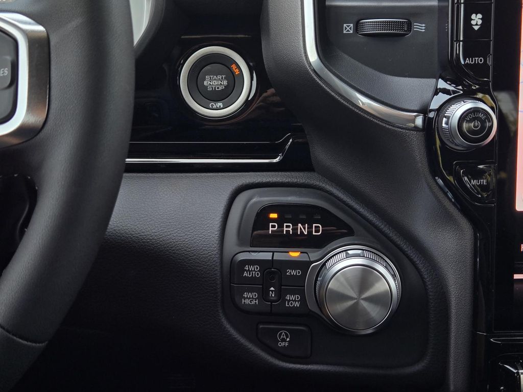 2026 RAM 1500 Laramie - Photo 22