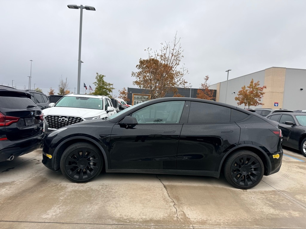 2021 Tesla Model Y Long Range's photo