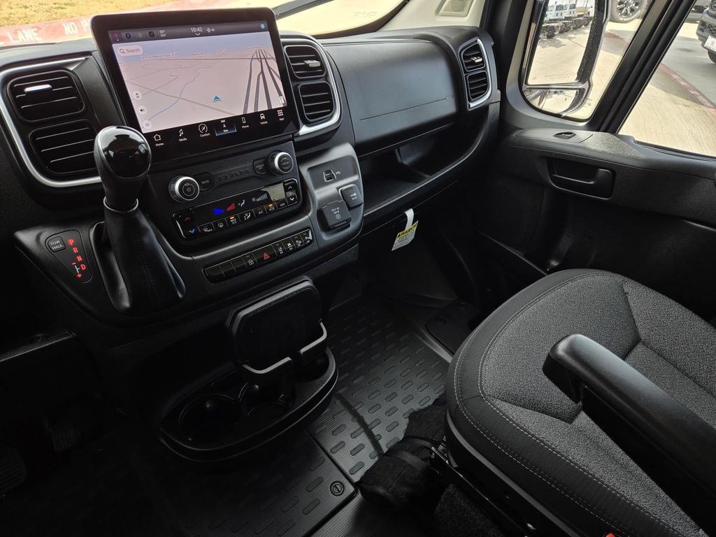 2024 RAM ProMaster Window Van Base - Photo 25