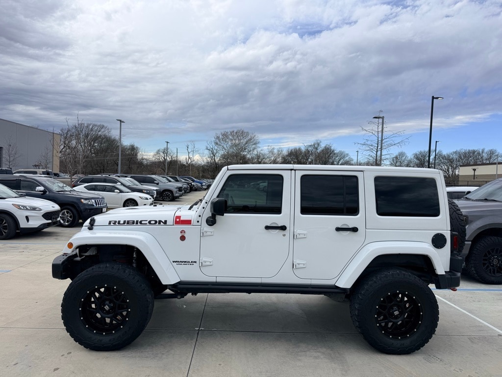 2017 Jeep Wrangler Unlimited Rubicon's photo