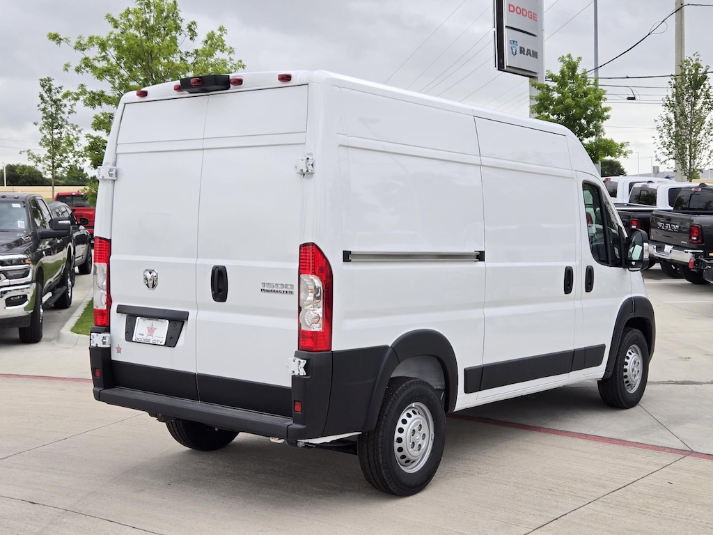 New 2025 Ram ProMaster PROMASTER 1500 TRADESMAN CARGO VAN HIGH ROOF 136' Cargo Van
