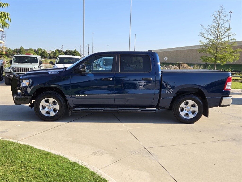 2024 Ram 1500 Big Horn Lone Star photo 3