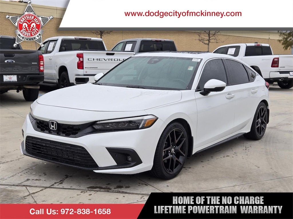 2023 Honda Civic Hatchback Sport Touring's photo