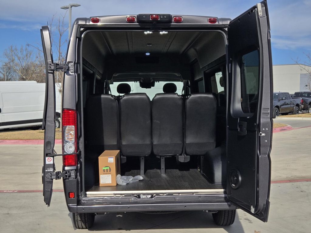 2024 RAM ProMaster Window Van Base - Photo 21