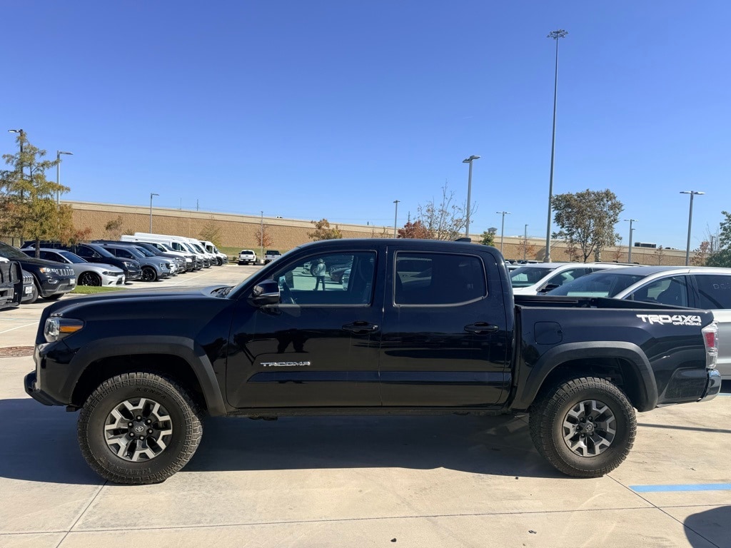2021 Toyota Tacoma TRD Off Road's photo