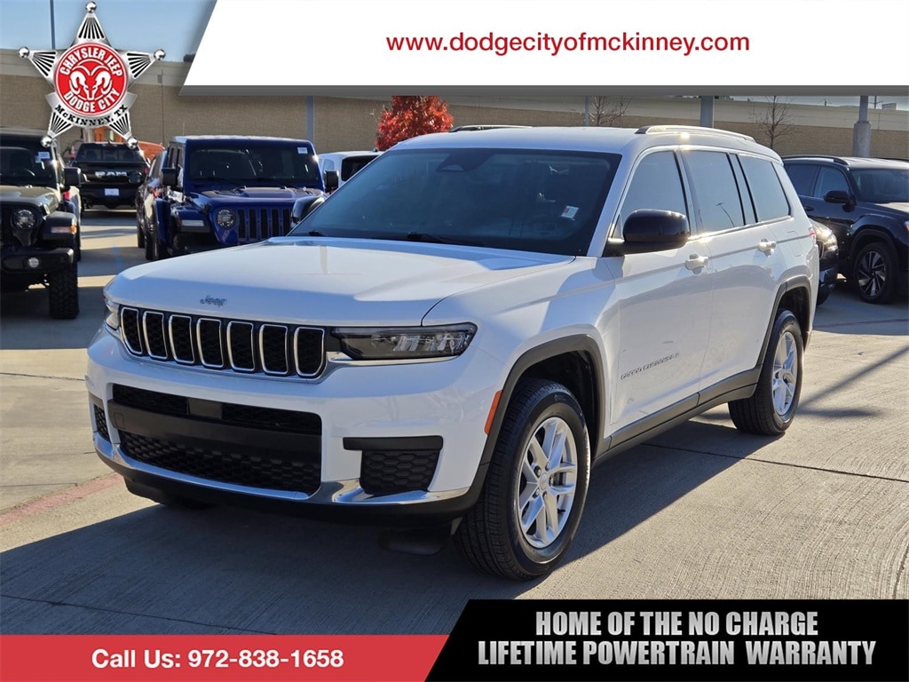 2022 Jeep Grand Cherokee L Laredo's photo