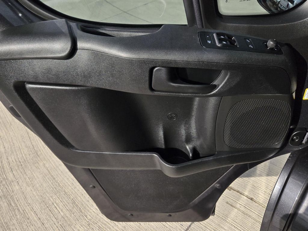 2024 RAM ProMaster Window Van Base - Photo 23