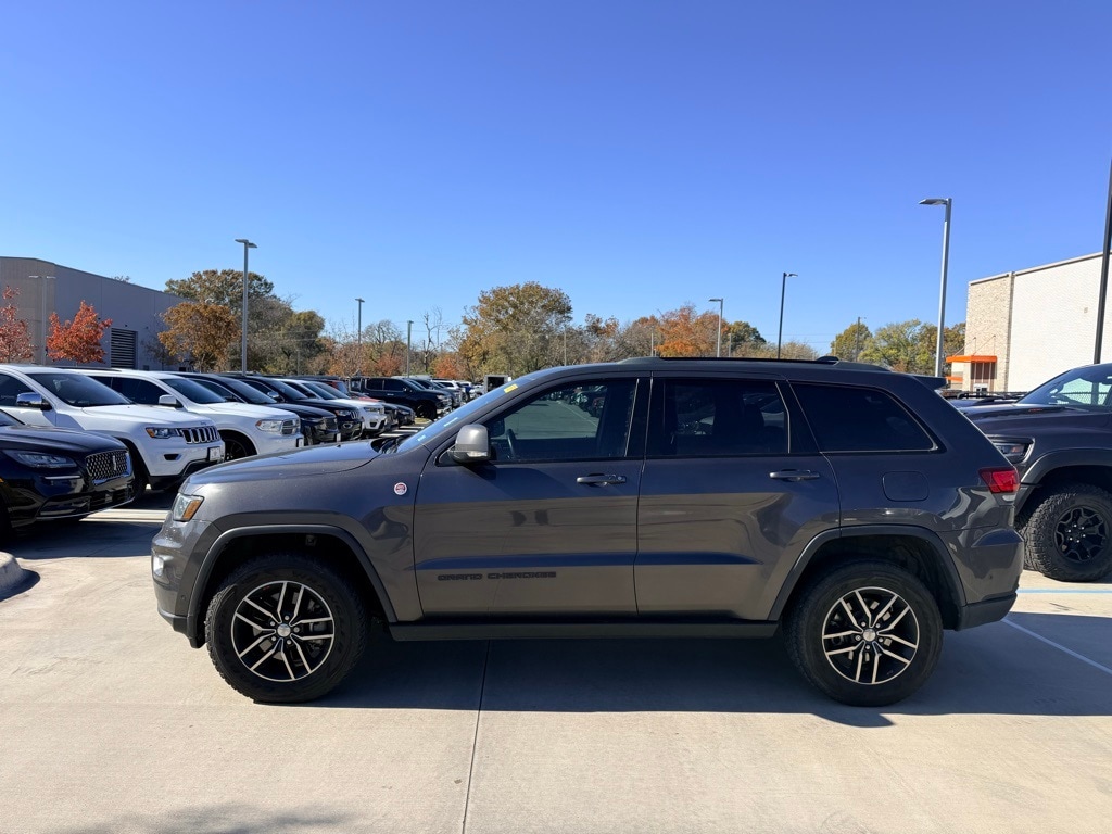 2018 Jeep Grand Cherokee Trailhawk's photo