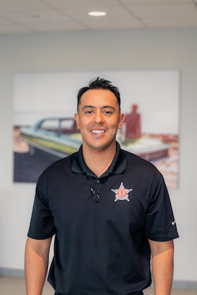 Staff member Luis Paulin - Sales from 10bbd875b3cd