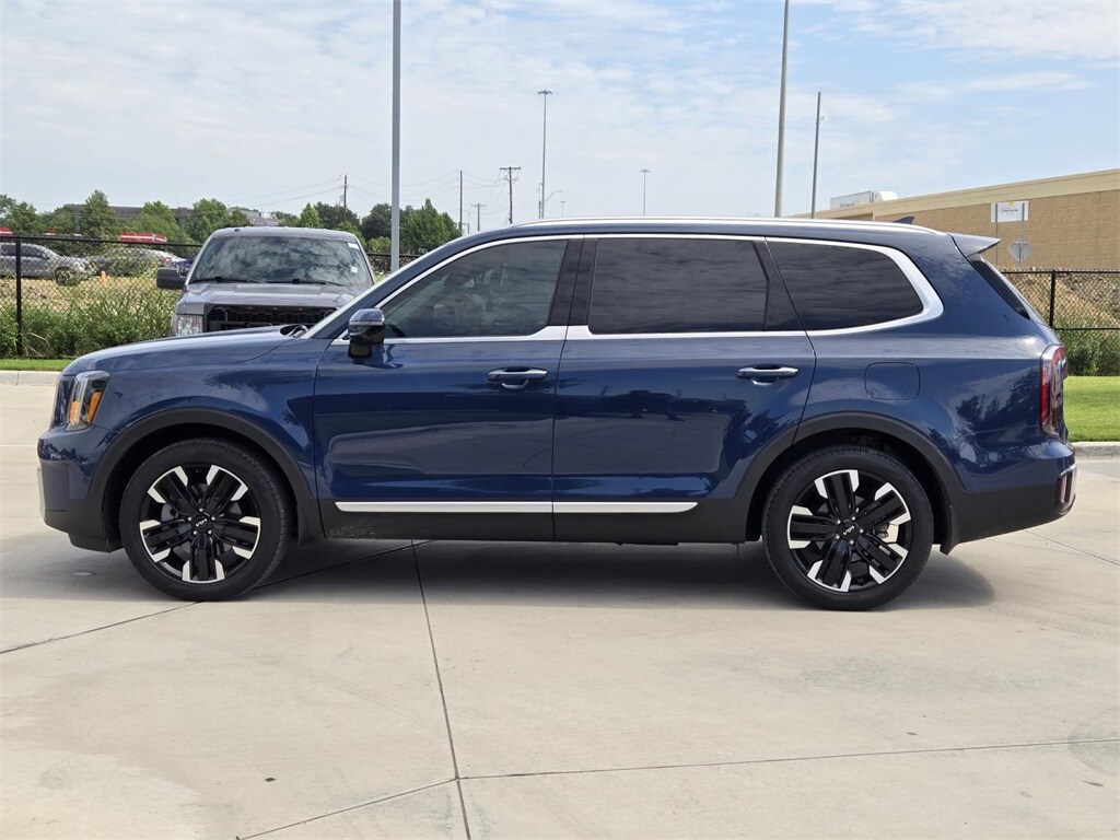 2024 Kia Telluride SX photo 3