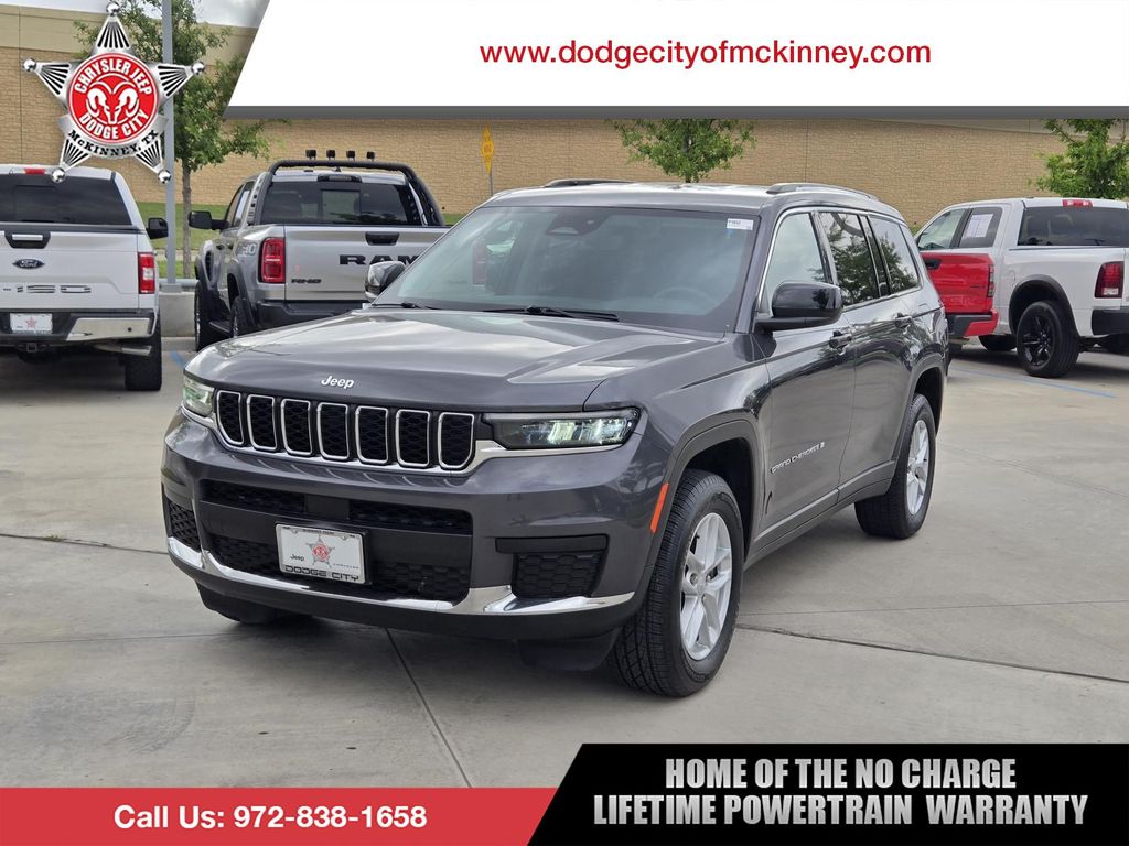 2023 Jeep Grand Cherokee L Laredo's photo