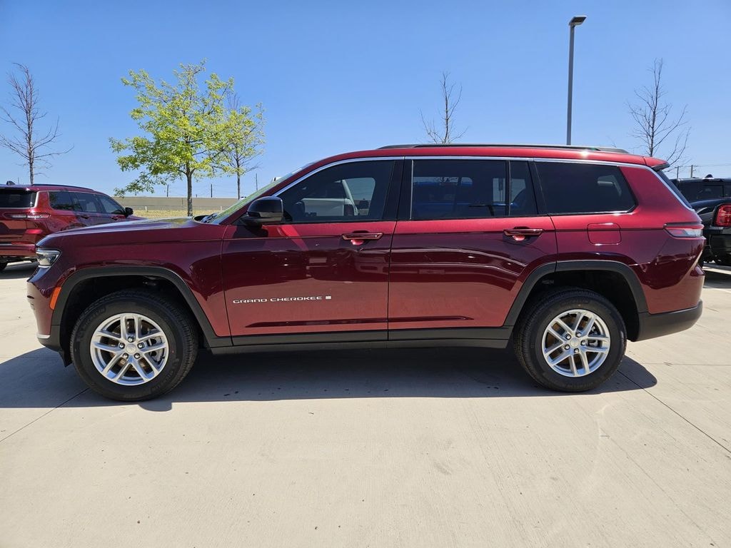 New 2026 Jeep Grand Cherokee L Laredo Sport Utility
