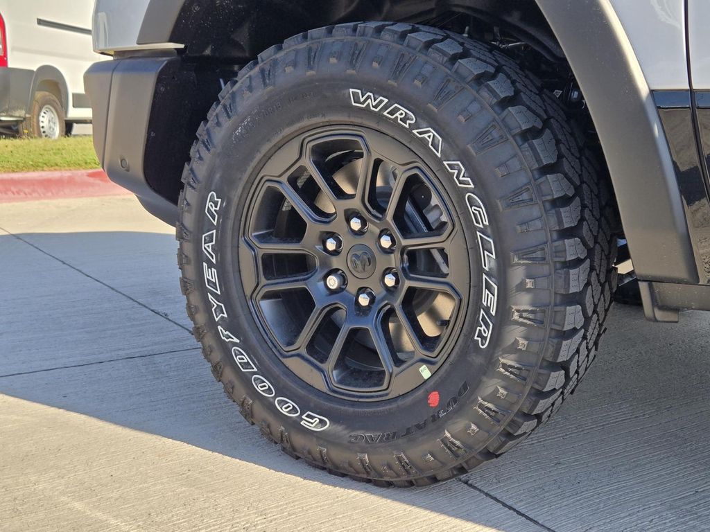 2026 RAM 1500 Rebel - Photo 10