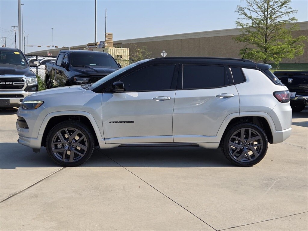 2025 Jeep Compass Limited photo 3