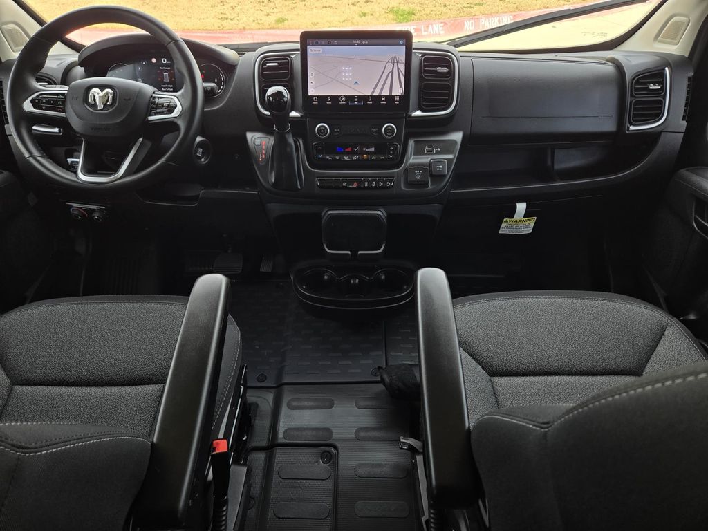 2024 RAM ProMaster Window Van Base - Photo 19