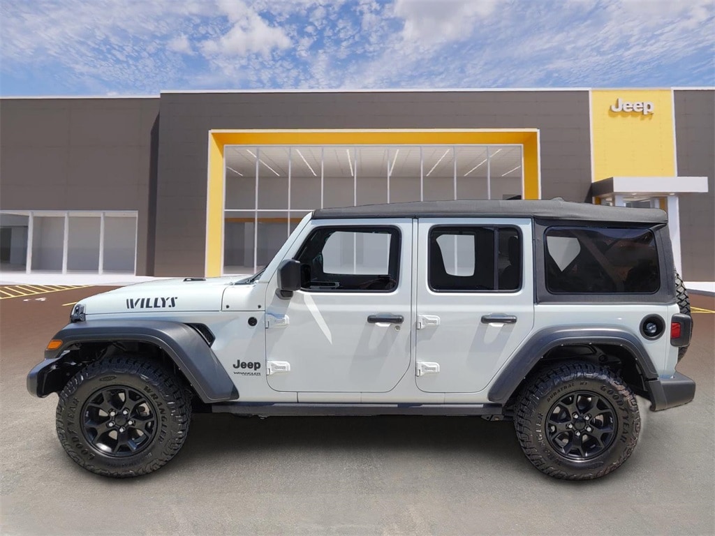 Used 2022 Jeep Wrangler Unlimited Willys with VIN 1C4HJXDG8NW157263 for sale in Mckinney, TX